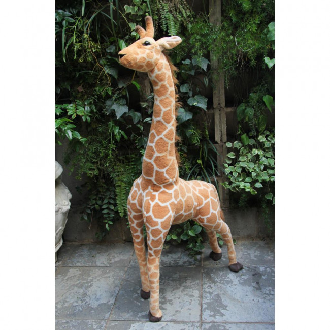 GIRAFA EM PE CLARA GG PELUCIA 120CM