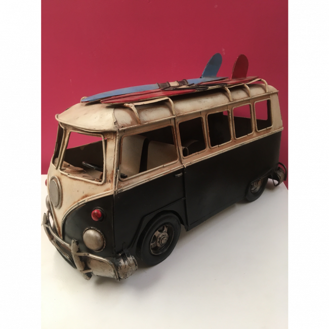 KOMBI DE METAL PRETA COM PRANCHAS G 20X37