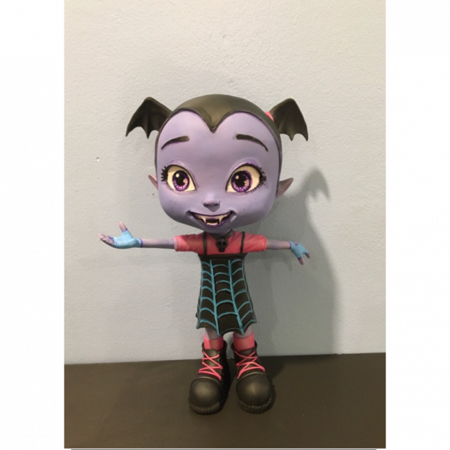 VAMPIRINA BISCUIT - 32 CM