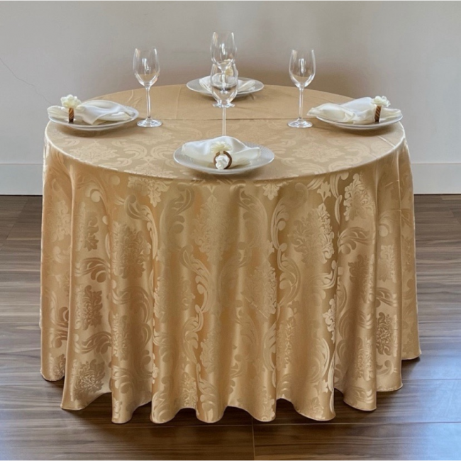 Toalha elegance dourada 2,80 tecido jacquard para mesa de até 8 lugares