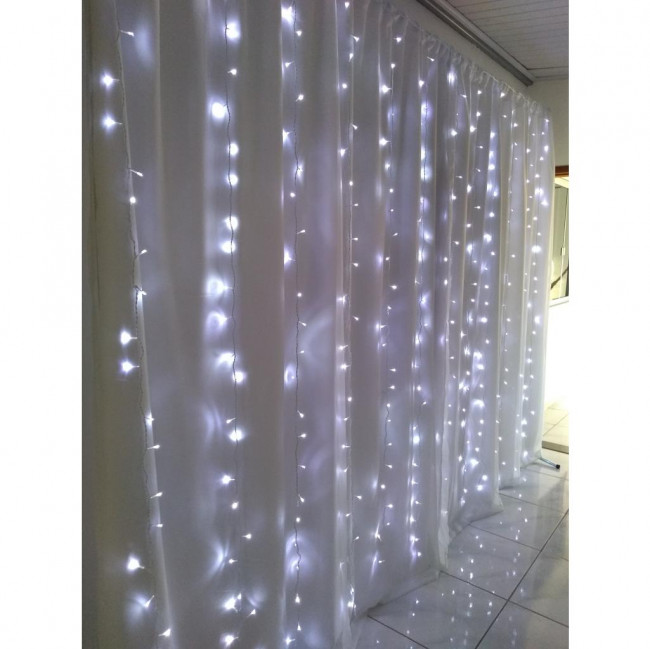 CORTINA COM LED  E ESTRUTURA