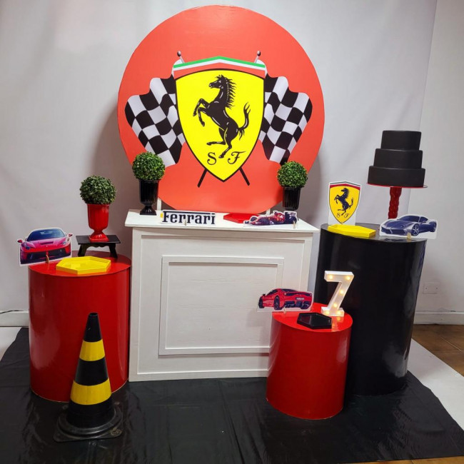 Decoração Ferrari  ( modelo 1)