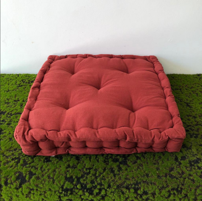 Almofada futon vermelho