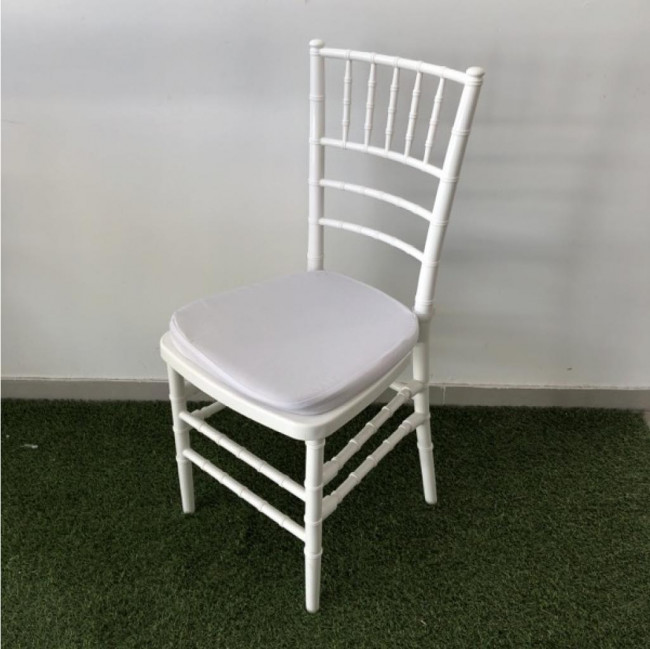 Cadeira tiffany branca adulto convidados