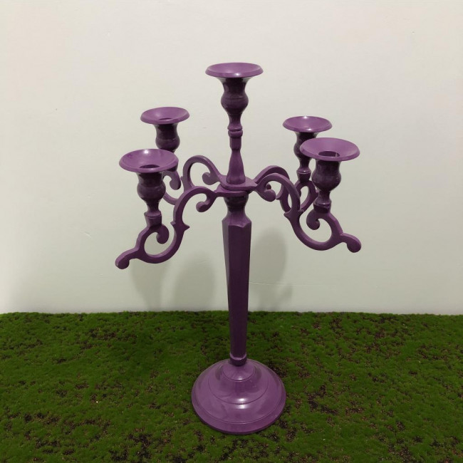 Candelabro roxo