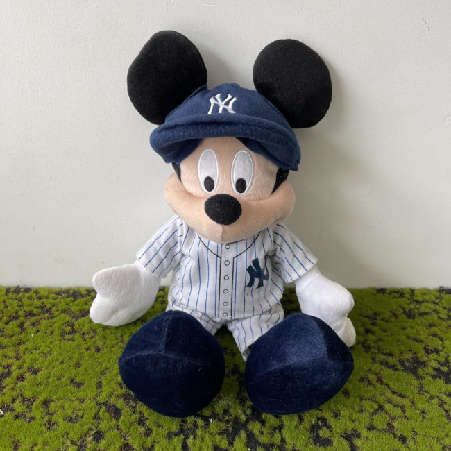 Mickey pelucia NY / esporte