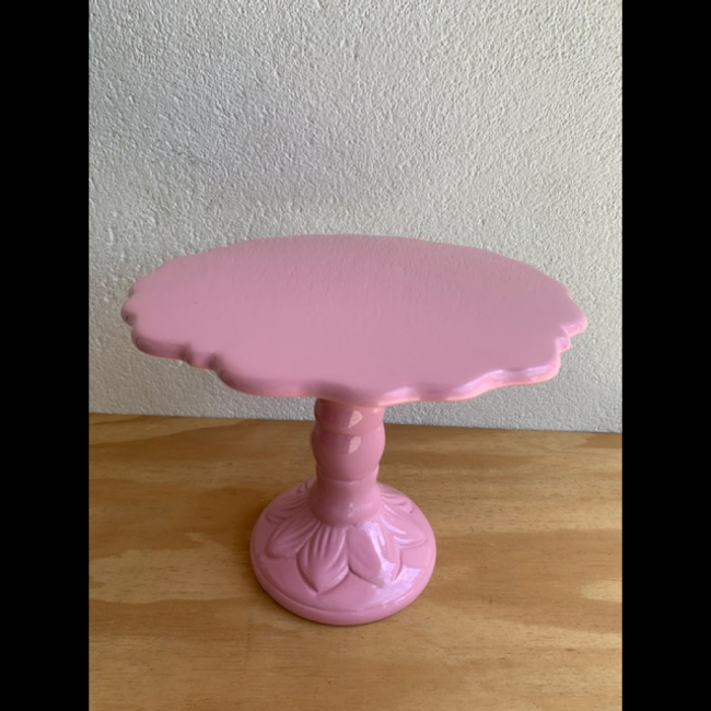 Boleira de cerâmica rosa candy com pé (19cm altura x 24cm diâmetro)