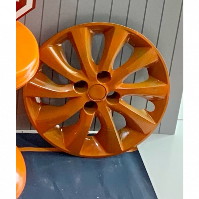 Calota de carro de plástico (laranja)