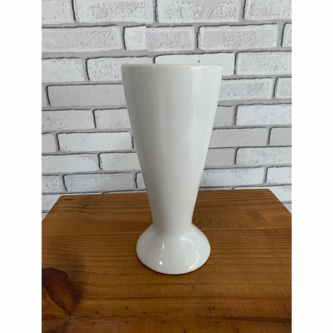 Vaso branco de ceramica cone médio 23cm altura