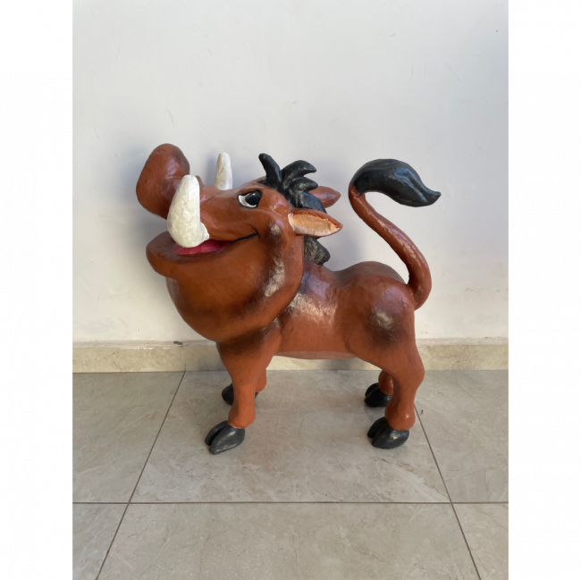 Escultura em fibra Pumba (Rei Leão)