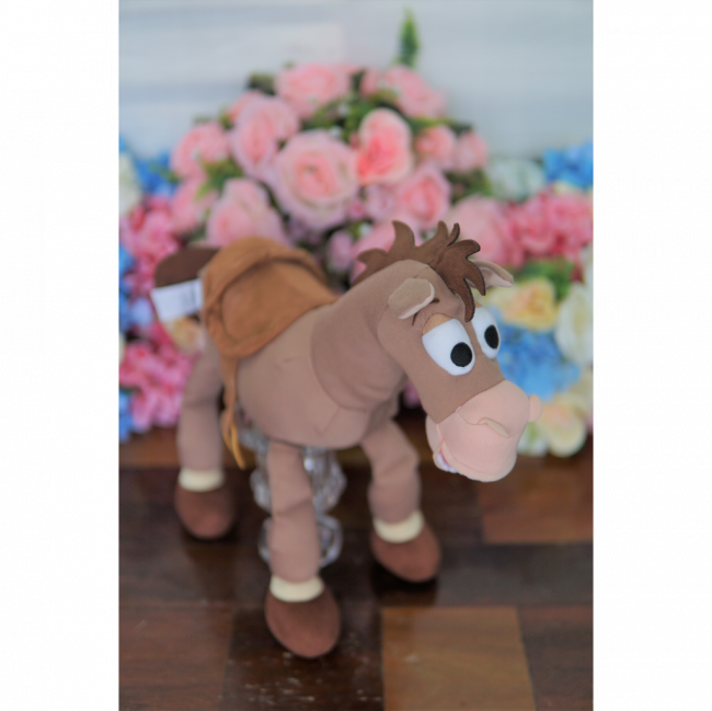 Pelúcia Bala no alvo cavalo do Woody (Toy Story)