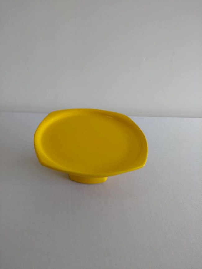 BANDEJA DE CERAMICA AMARELA P