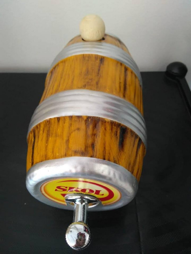 BARRIL  SKOL DE CERAMICA