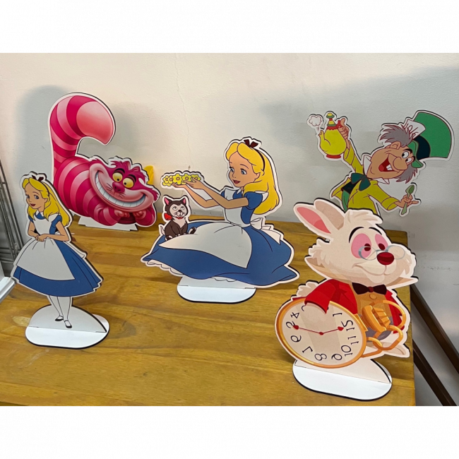 DISPLAY DE MESA ALICE NO PAÍS DAS MARAVILHAS