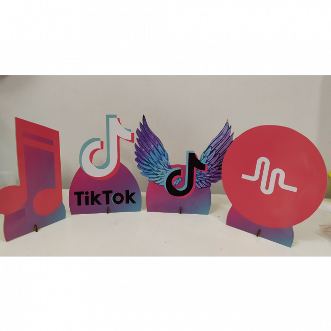 DISPLAY DE MESA TIK TOK