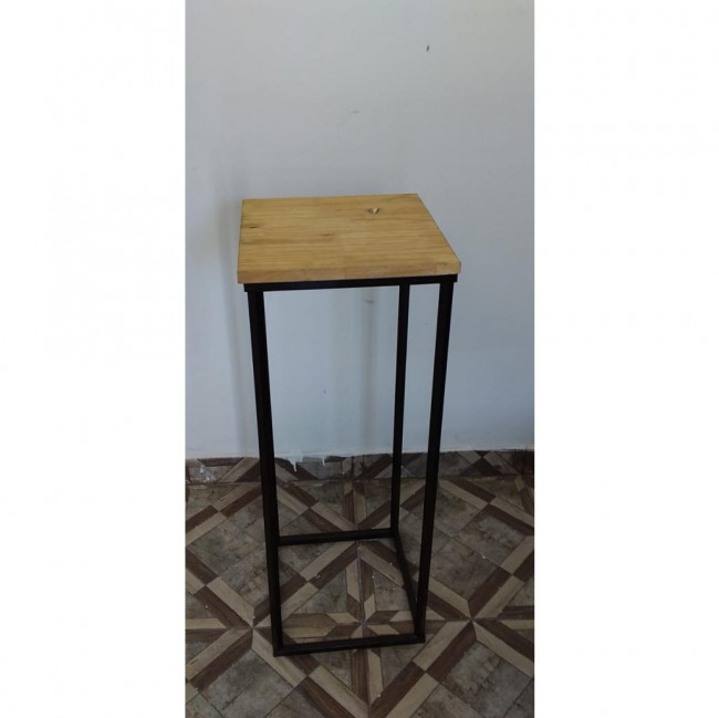 MESA CUBO PRETA ALTA P (DESMONTAVEL)