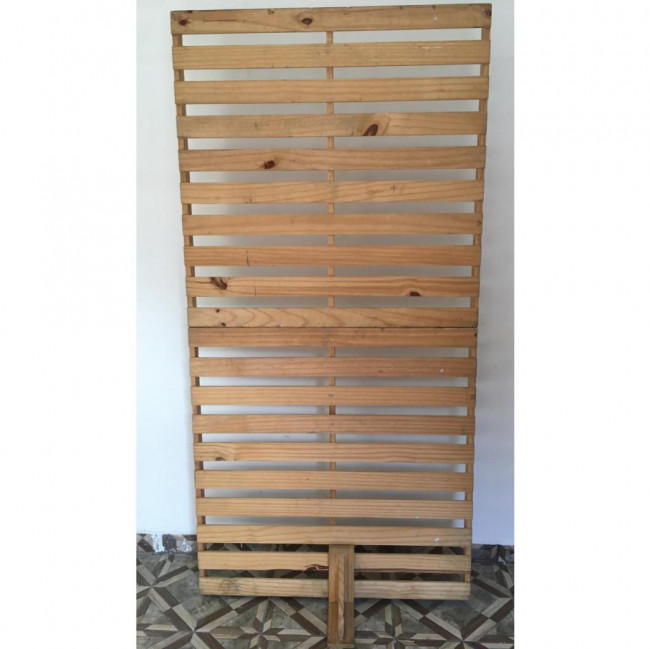 PAINEL DE PALLETS 2X1 PINUS ABERTO