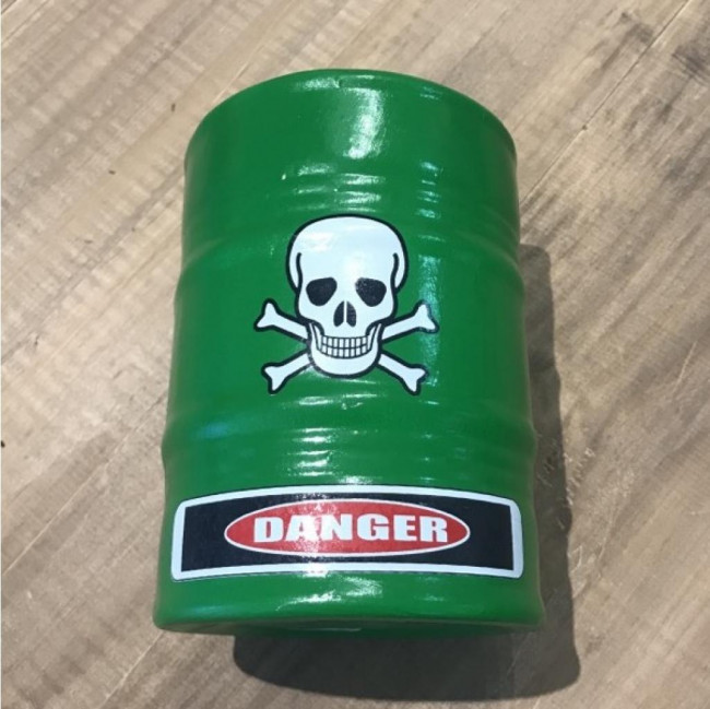 Latao danger verde