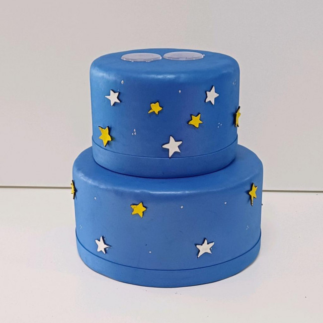 Bolo de cenografia estrelas (proibido por vela)