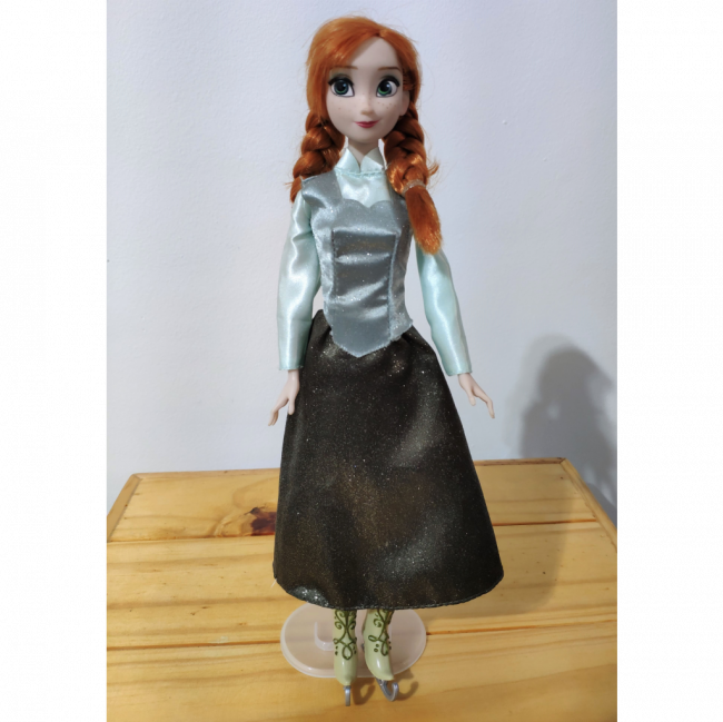 Boneca Anna c/ Patins P (Frozen)