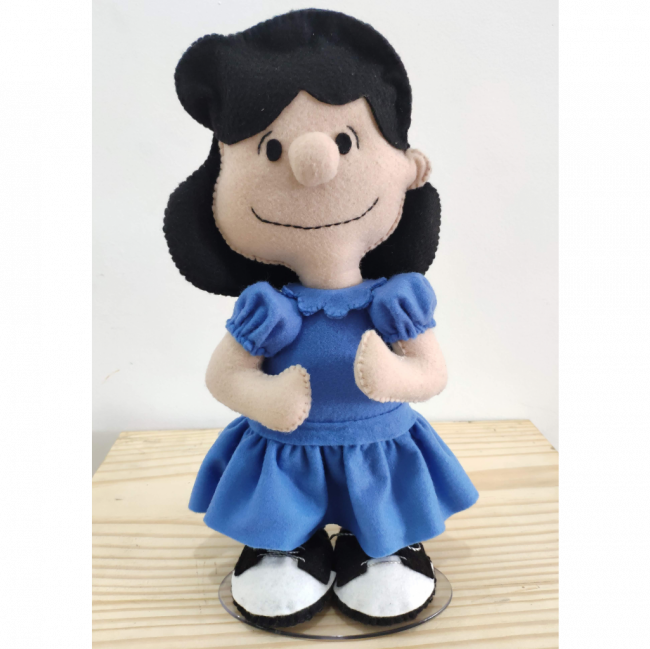 Boneca Lucy de Feltro (Snoopy)