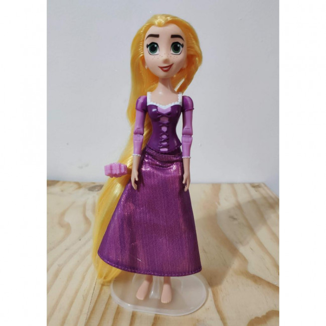 Boneca Rapunzel PP (Enrolados)