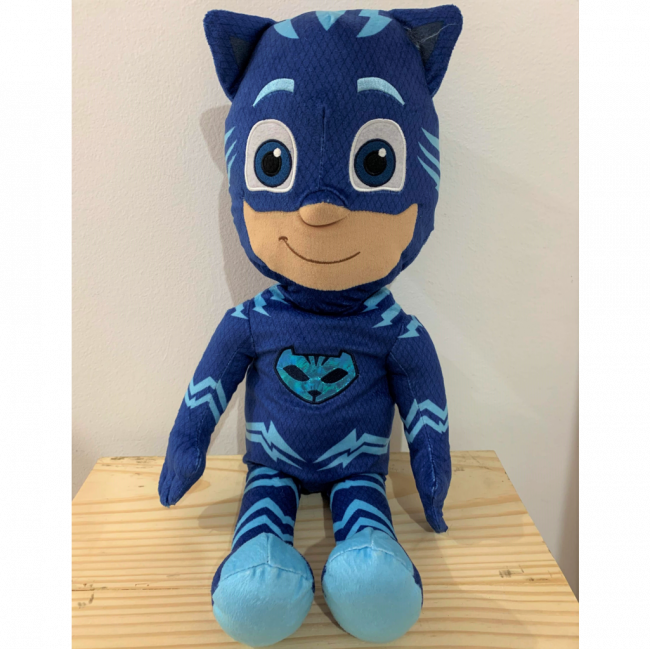 Boneco Menino Gato de Pelúcia G (PJ Masks)