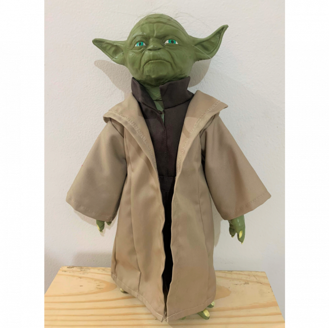 Boneco Yoda G (Star Wars)