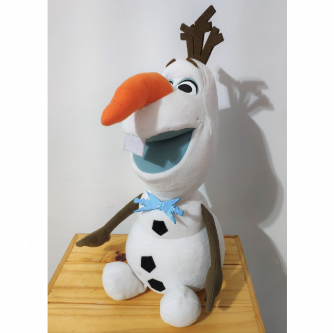 Olaf de Pelúcia c/ Gravata M (Frozen)