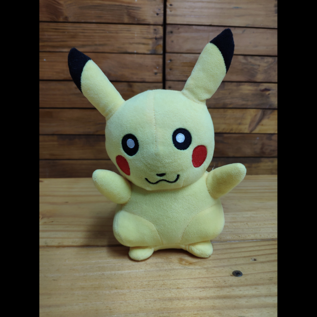 Pikachu de Pelúcia (Pokemon)