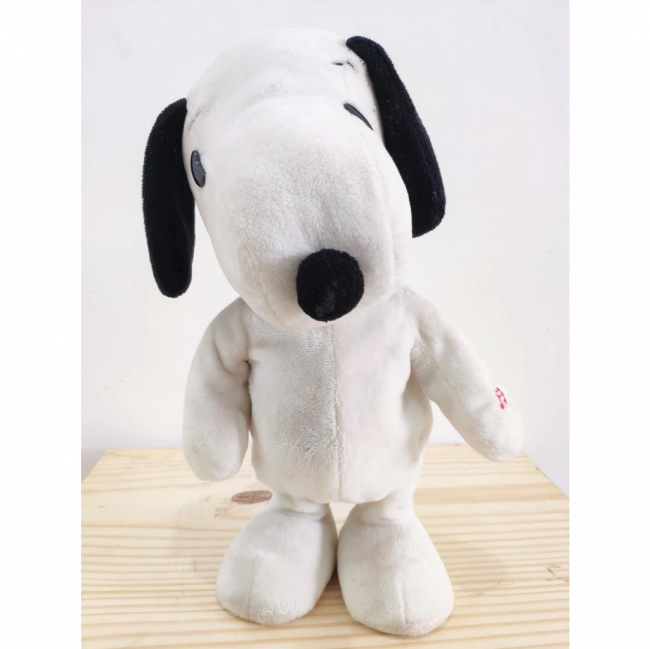 Pelúcia Snoopy M