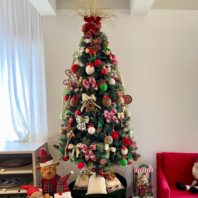 Árvore de Natal 1,80m (Decorada)