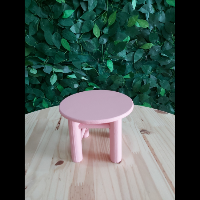 Banquinho mdf rosa