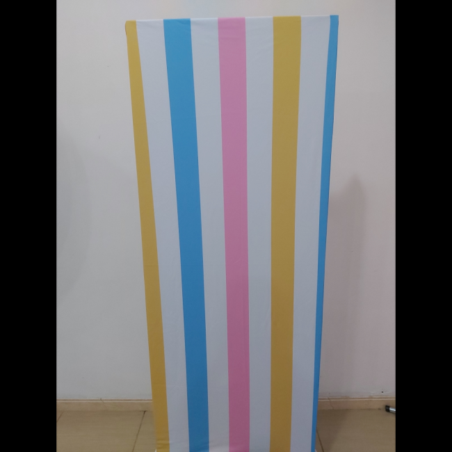 Capa painel listrado rosa azul e amarelo