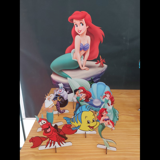 Kit display a pequena sereia Ariel