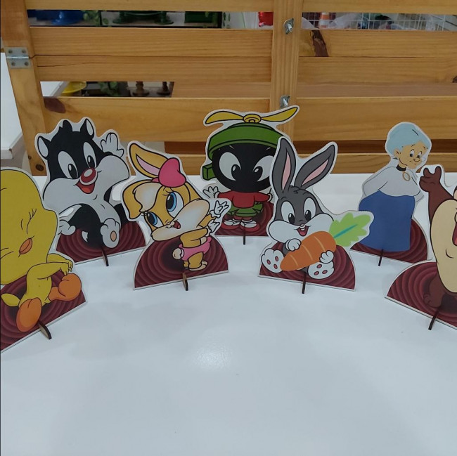 Kit display de mesa 6 peças Looney Tunes