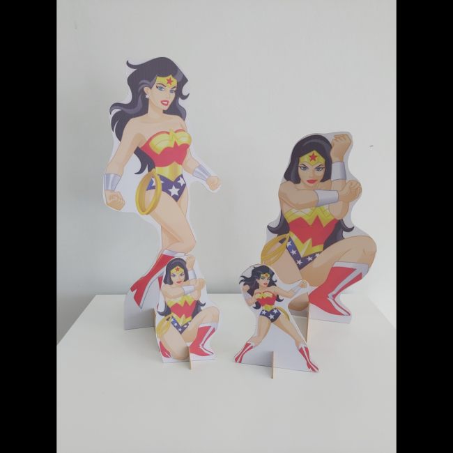 Kit display mdf Mulher maravilha desenho