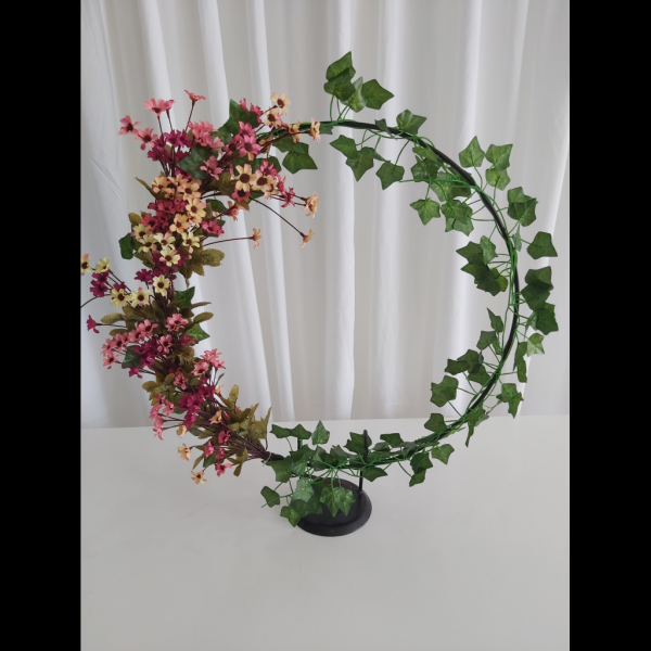 Mini arco de mesa com flores