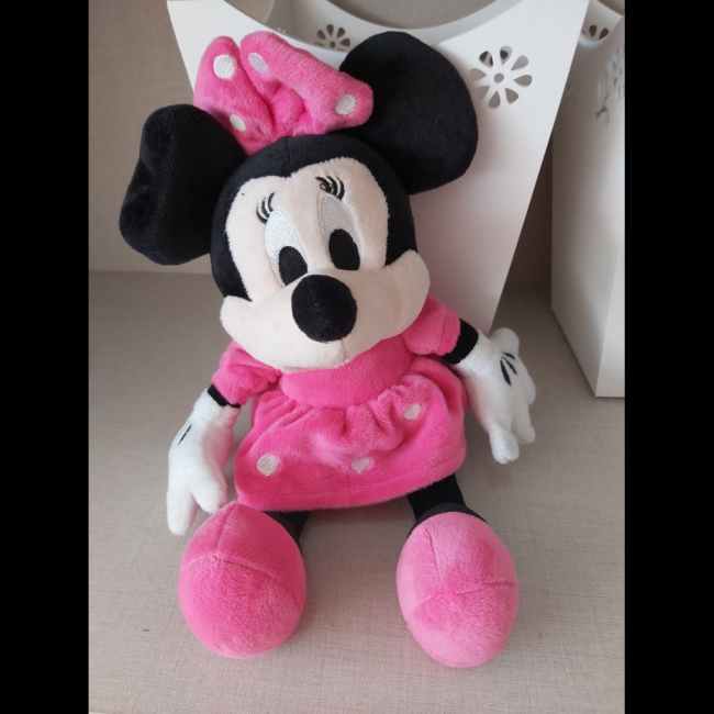 Minnie Rosa p pelucia