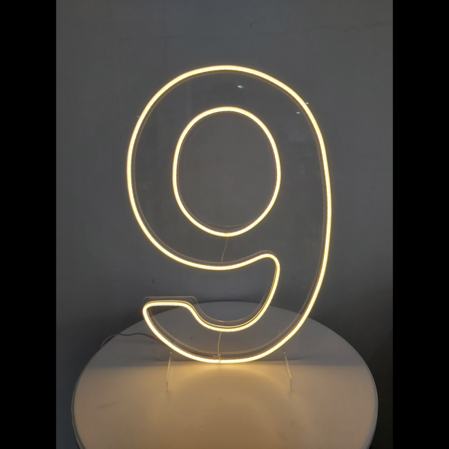 Numero acrílico com Led 9