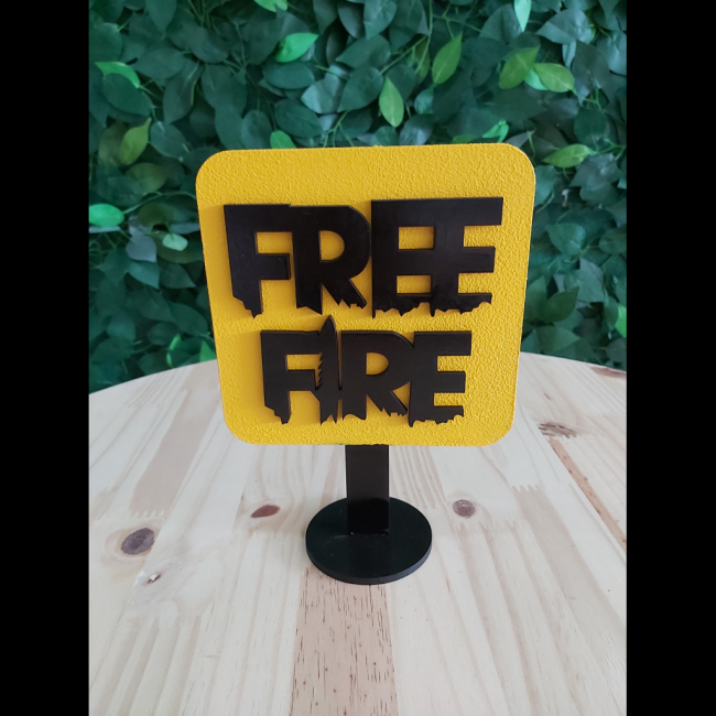 Placa free fire mdf