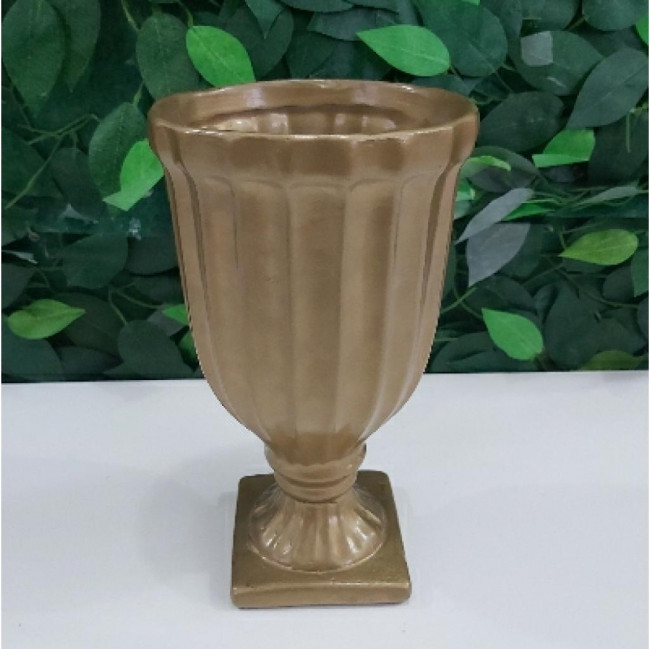 Vaso de cerâmica dourado