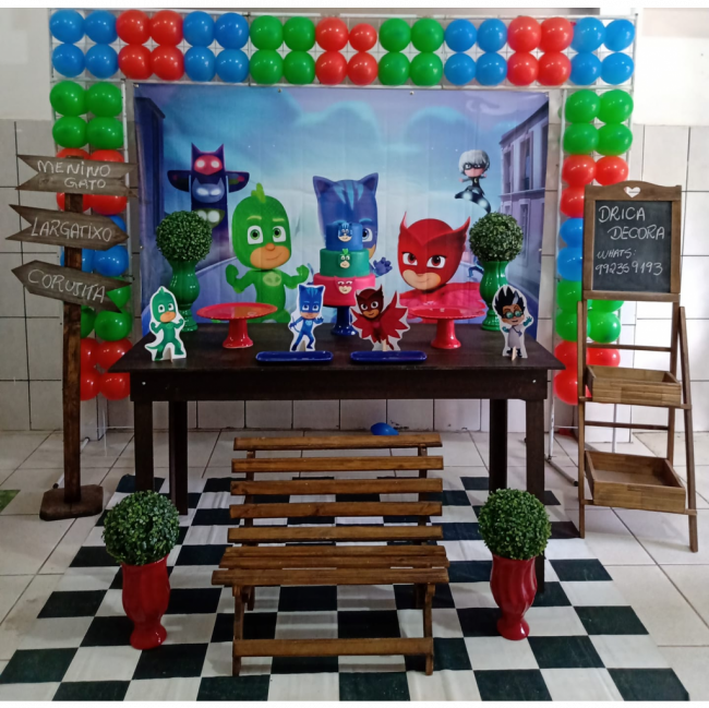 DISPLAY DE MESA LARGATIXO PJ MASK