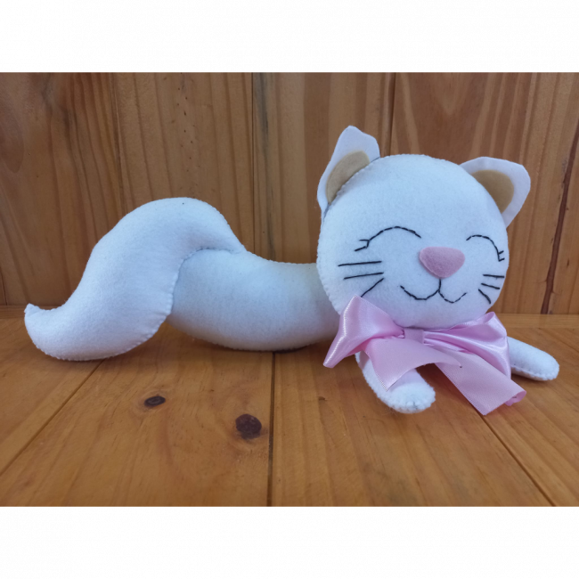 GATINHO FELTRO BRANCO DEITADO