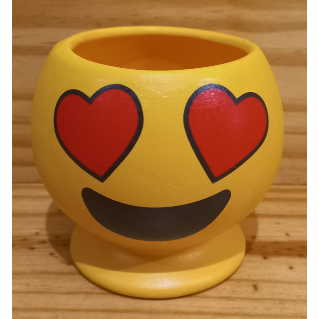 VASO CACHEPO EMOJI OLHINHOS DE CORAÇÃO