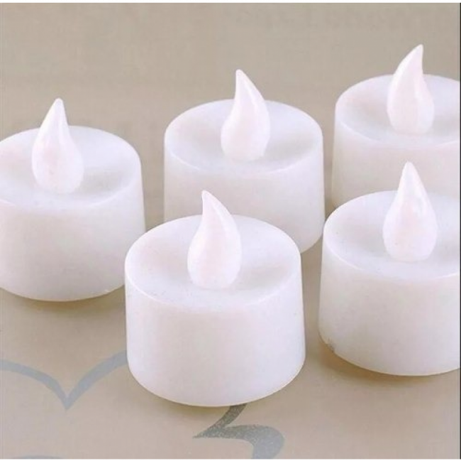 Velas pequenas brancas