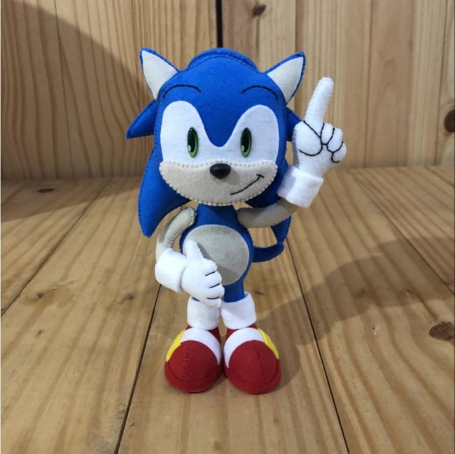 Boneco Sonic