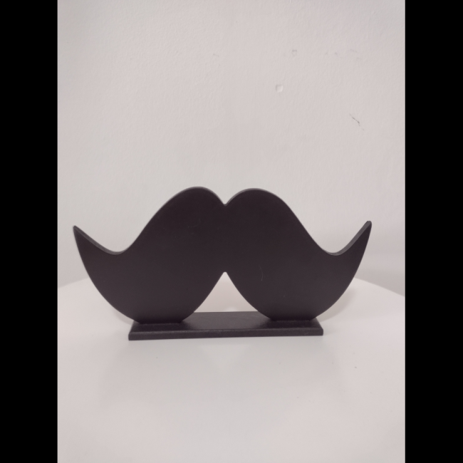 bigode preto de MDF