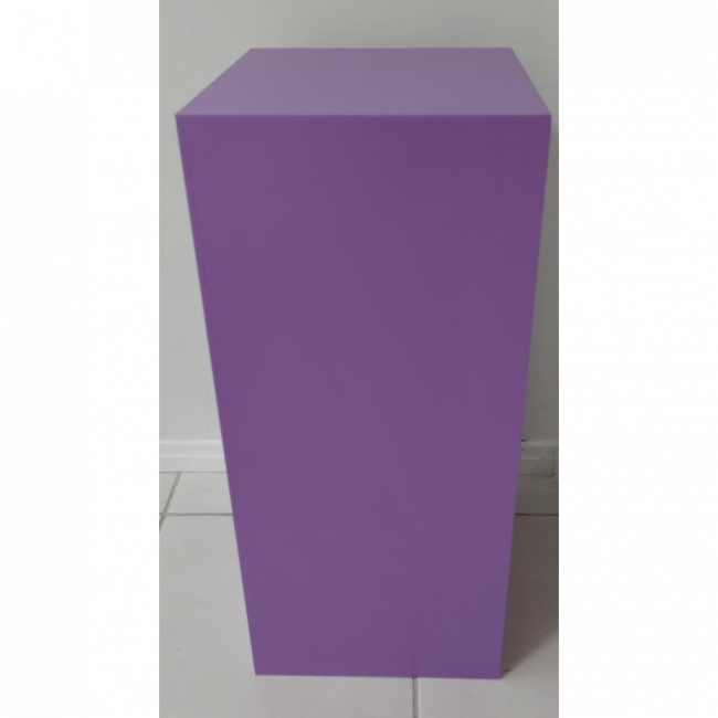 Mesa cubo roxo