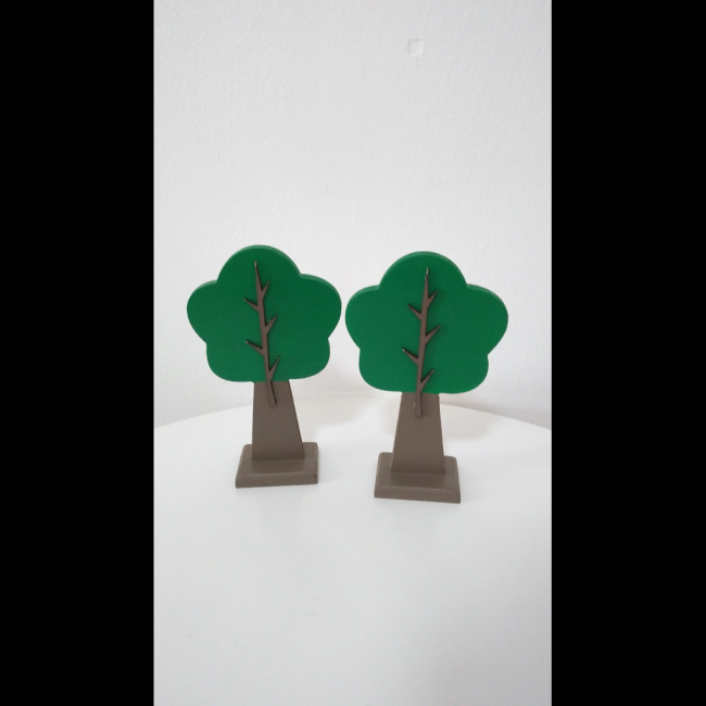 mini árvore verde de MDF